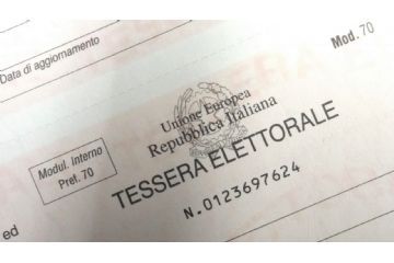 Aperture straordinarie per carte d&#39;identit&#224; e tessere elettorali
